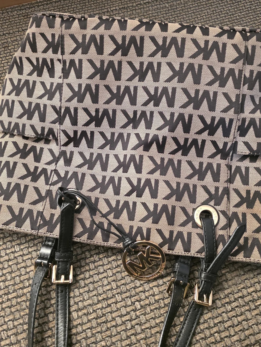Michael Kors Black Logo Tote Bag with Black Straps - Picture 9 of 9